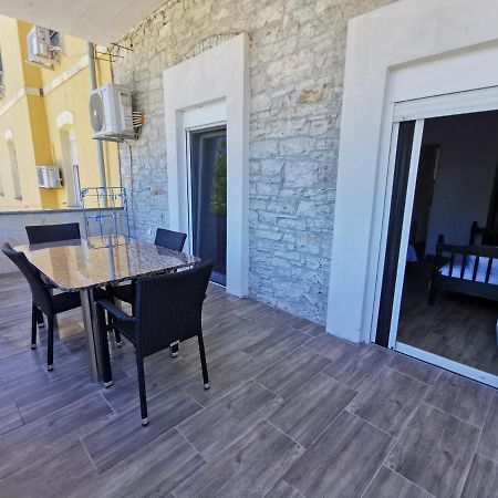 Apartment Damir Пула Екстер'єр фото